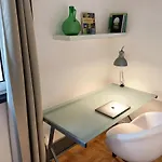 Einmalige Moderne Naturoase Mitten In Der Stadt * Κάσελ