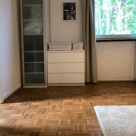 Einmalige Moderne Naturoase Mitten In Der Stadt *