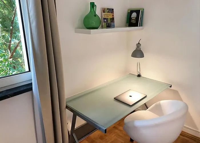 Einmalige Moderne Naturoase Mitten In Der Stadt * Kassel